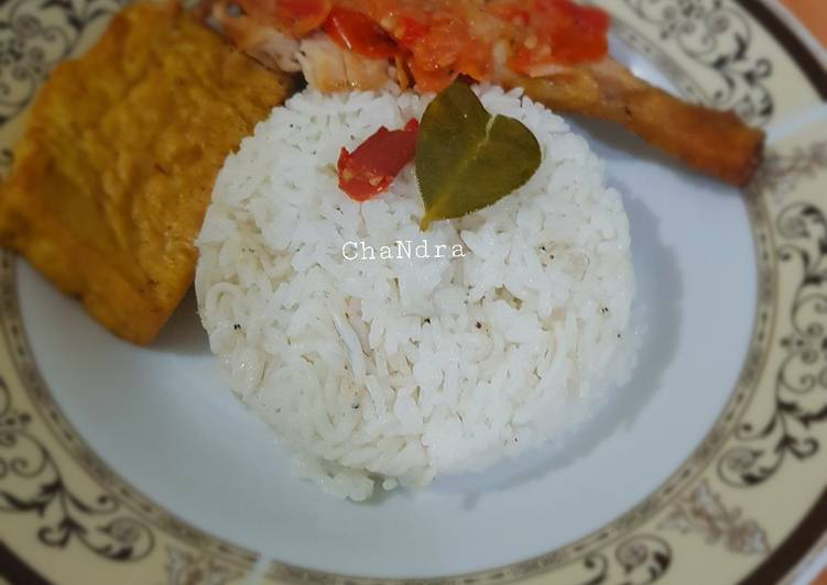 Nasi liwet ikan teri nasi(riceooker)