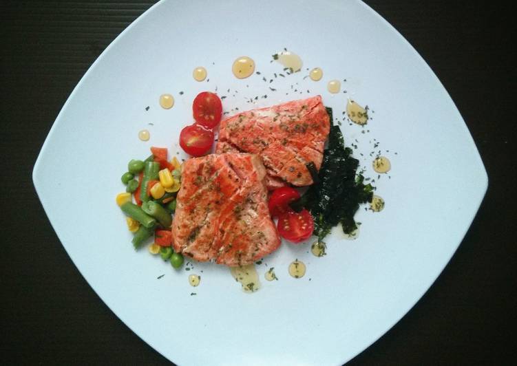 Salmon with Korean Rice Syrup