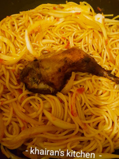 Stir fry onion pasta (spaghetti) ainihin hoton girkin
