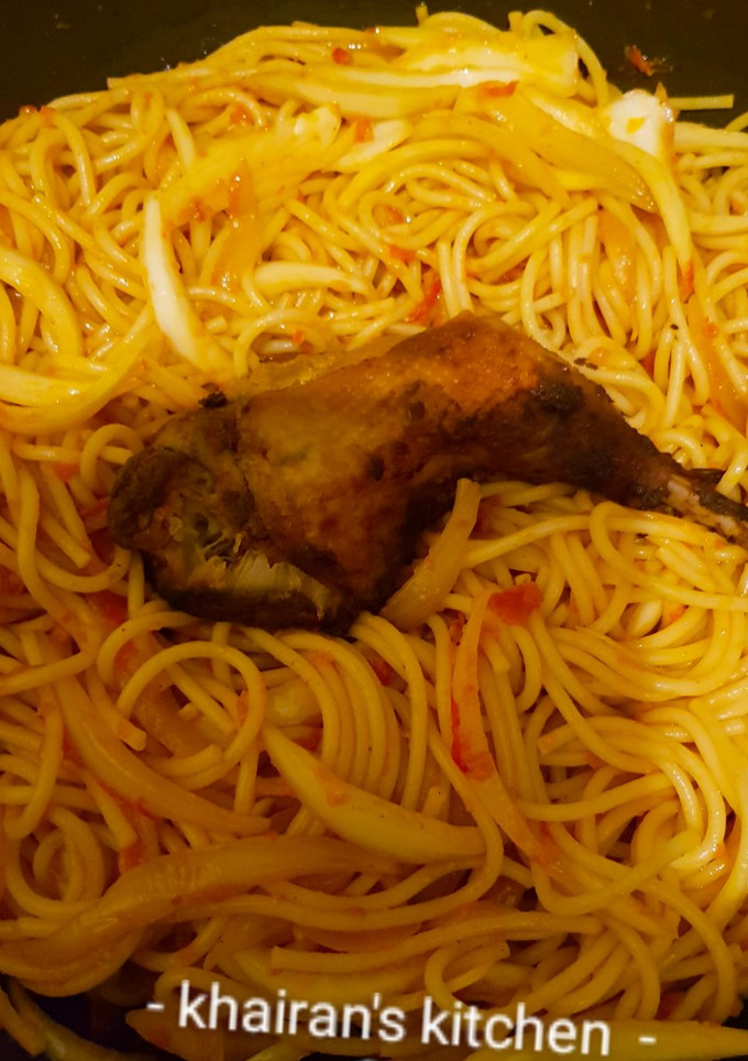 Stir fry onion pasta (spaghetti) ainihin hoton girkin