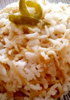 Una foto de Arroz árabe (arroz con fideos)
