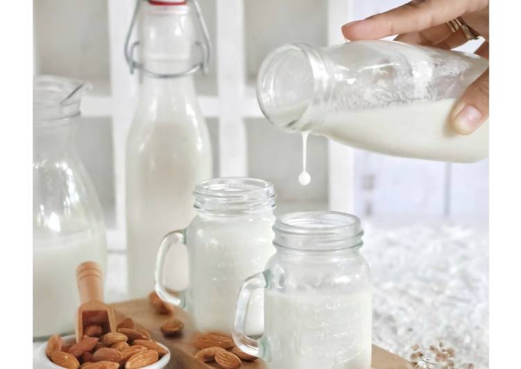 Cara Gampang Membuat Almond Milk, Enak