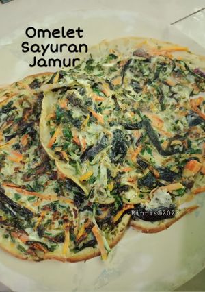 Foto resep Zucchini Ear Mushroom and Carrot Omelet