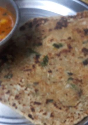 मूली का पराठा(mooli paratha recipe in hindi) रेसिपी मुख्य फोटो