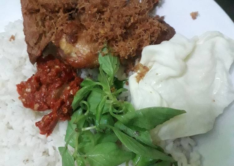 Cara termudah untuk Musim Gugur Di Rumah🍗Ayam Goreng Laos🍗