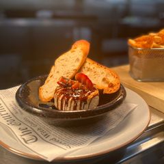A picture of Baked brie.