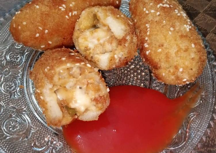 Simple Way to Make Homemade Chicken and Cheese croquettes