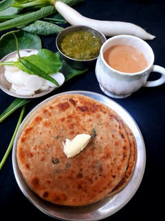 मूली का पराठा (Mooli ka paratha recipe in hindi) रेसिपी मुख्य फोटो