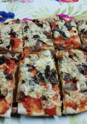 Una foto de Pizza silvestre estilo moonki🍄 🍕 🐵🐒😍