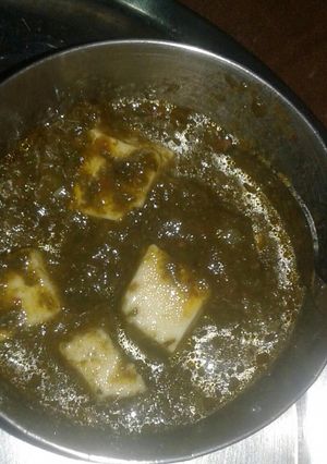 A picture of Palak paneer.