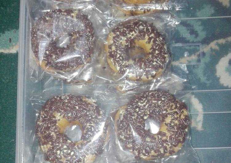 Donat bahan murah meriah