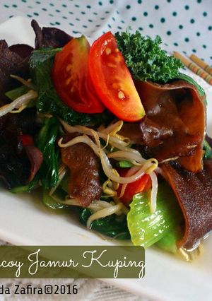Foto resep Tumis Pakcoy Jamur Kuping