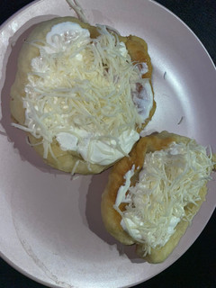 Lángos zsírban sütve recept fotója