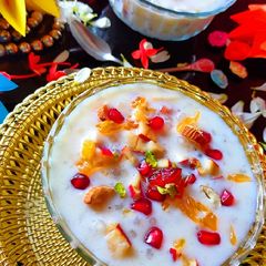 A picture of Sabudana Fruit Custard.