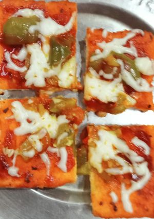 पिज़्ज़ा बाइट्स (Pizza Bites recipe in hindi) रेसिपी मुख्य फोटो