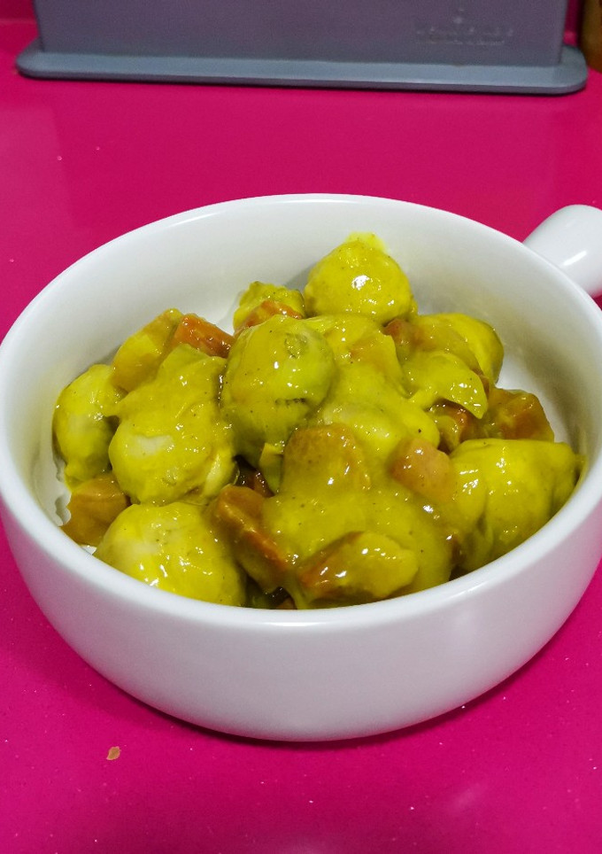 Una foto de Alcachofas al curry con jamón