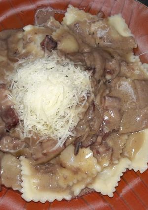 Una foto de Salsa Mendez con ravioles