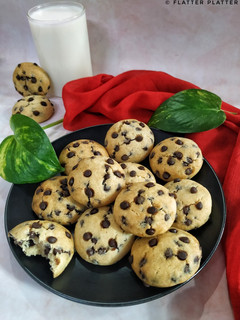 A picture of Chocolate Chip Cookie.