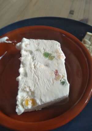 Une photo de Nougat glacé