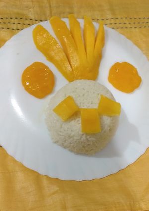 A picture of Sticky Coconut Rice.