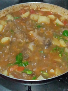 صورة لوصفة صينية الدجاج 🐔 بالبطاطس 🥔 السريعه 😋