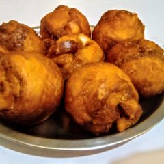 Batata vada A picture of Batata vada.