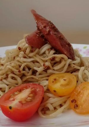 A picture of Ramen With Whole Grain Mustard Sauce.