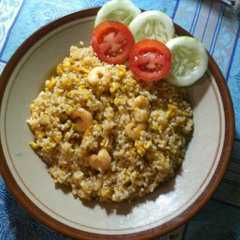 A picture of Nasi goreng udang ala mama berli.