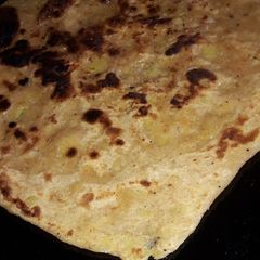 A picture of Alo paratha.