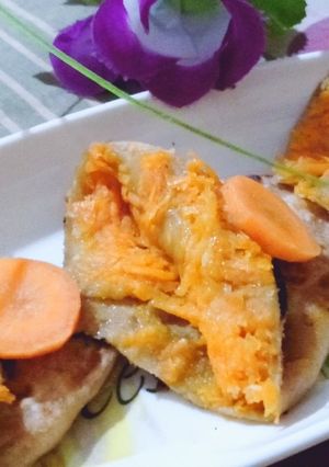 A picture of Carrot Stuffed Paratha.
