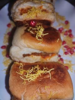 કચ્છી દાબેલી (Kutchi Dabeli Recipe In Gujarati) રેસીપી મુખ્ય ફોટો