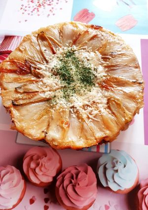 Une photo de Tarte tatin aux endives roquefort et crème de camembert #fevrier
