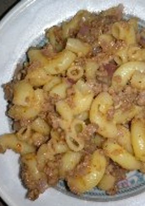 A picture of Special Keema macaroni.