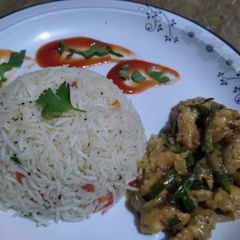 Dry chilli chicken with vegetables rice 😋 A picture of Dry chilli chicken with vegetables rice 😋.