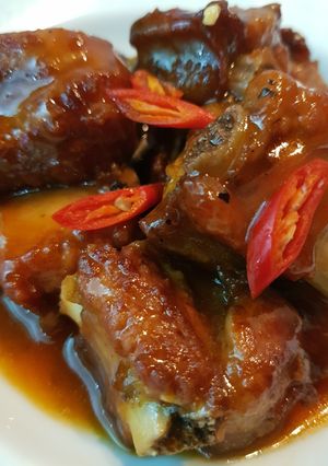 Hình của món Sườn chua ngọt.