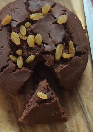 A picture of Ragi carrot cake.