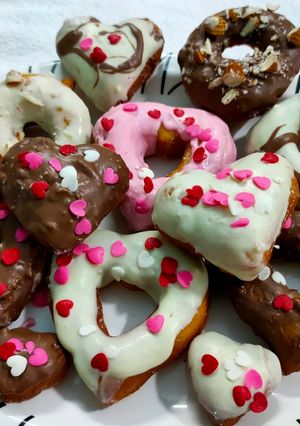 A picture of Eggless Donuts.