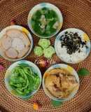 Cơm một mình