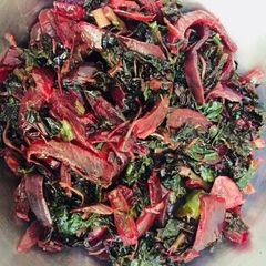 A picture of Chaulai saag/Lal saag.