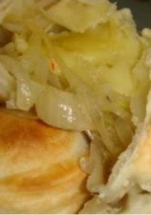 Una foto de Empanadas de cebolla y queso🥟