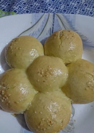 A picture of Sweet bun glaze.