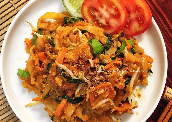 Kwetiau goreng sosis ala solaria