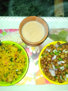 पोहा (Poha recipe in hindi) रेसिपी मुख्य फोटो