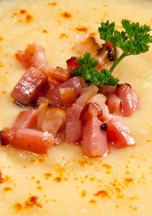 O poză a rețetei Supă cremă de cartofi cu bacon 🥓.