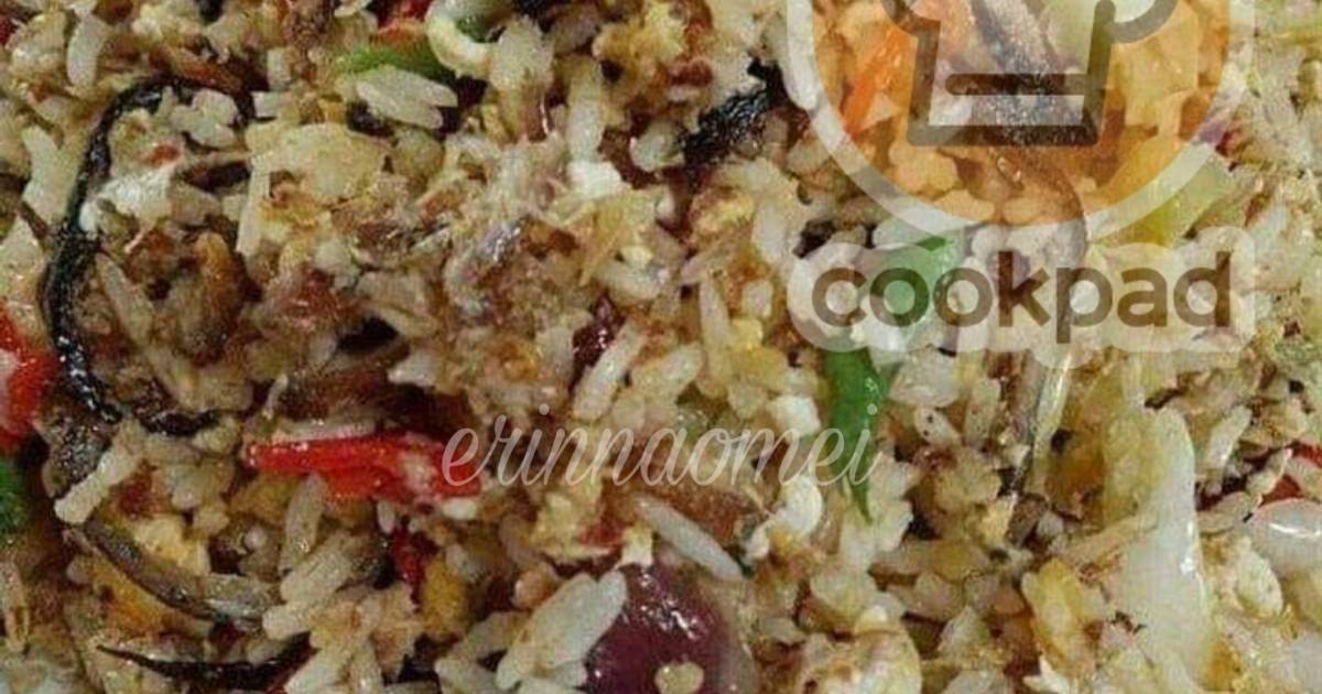 Resipi Nasi Goreng Cili Padi Ikan Tumbuk Oleh Erin Naomei Cookpad