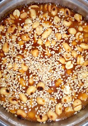 চিক্কি (Chikki recipe in Bengali) রেসিপির প্রধান ছবি