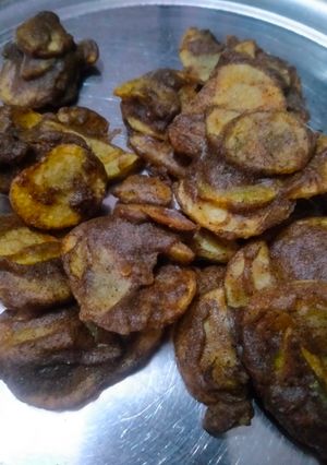 कुट्टू की पकौड़ी (kuttu ki pakodi recipe in Hindi) रेसिपी मुख्य फोटो