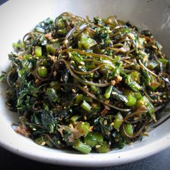 A picture of Kombu & Celery Leaves ‘Tsukudani’.