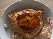 Une photo de saumon courgettes