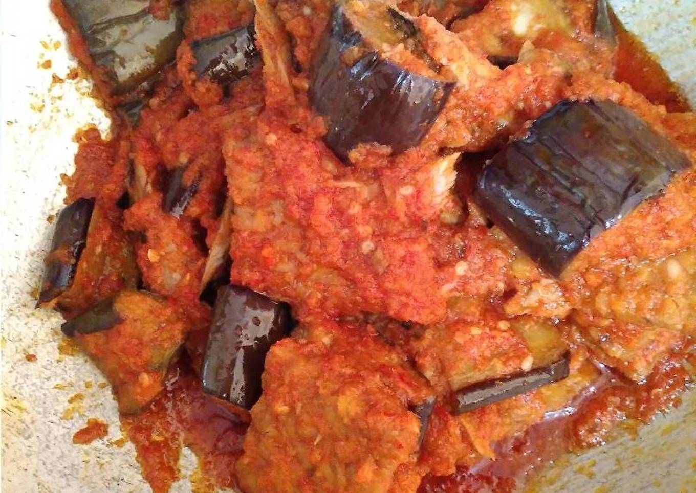 Balado tongkol dan terong (torong)